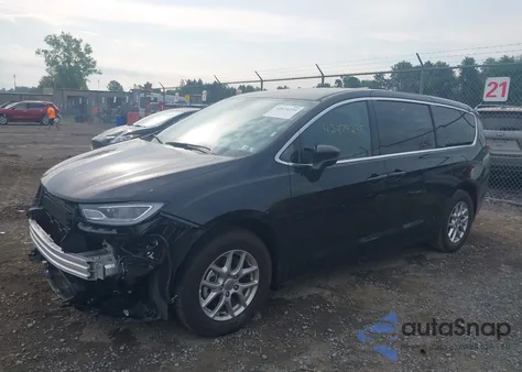 2025 Chrysler Pacifica Select z USA, uszkodzony, nr VIN 2C4RC1BG8SR551400